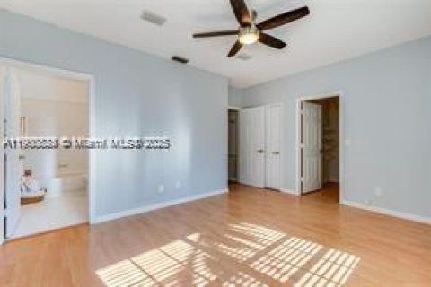 Adosado en alquiler en Weston, Florida, 3 dormitorios, 156.17 m2 № 1952095 - foto 9