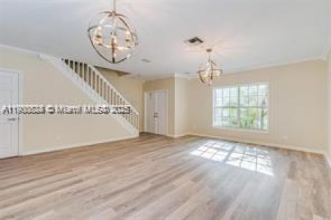 Adosado en alquiler en Weston, Florida, 3 dormitorios, 156.17 m2 № 1952095 - foto 4