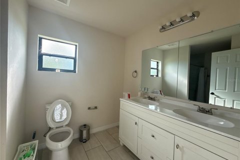 Casa en venta en Cape Coral, Florida, 3 dormitorios, 139.54 m2 № 2381222 - foto 8
