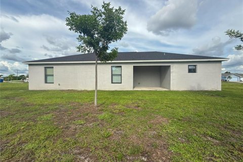 Casa en venta en Cape Coral, Florida, 3 dormitorios, 139.54 m2 № 2381222 - foto 19