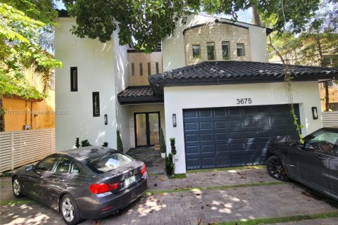 House in Miami, Florida 4 bedrooms, 355.35 sq.m. № 1693159 - photo 3