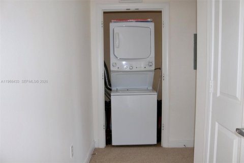 Condominio en venta en Kissimmee, Florida, 3 dormitorios № 2029063 - foto 7