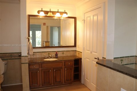 Condominio en venta en Kissimmee, Florida, 3 dormitorios № 2029063 - foto 19