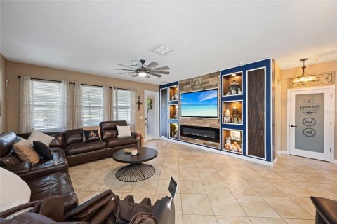 Villa ou maison à vendre à Riverview, Floride: 5 chambres, 356.19 m2 № 1907375 - photo 14