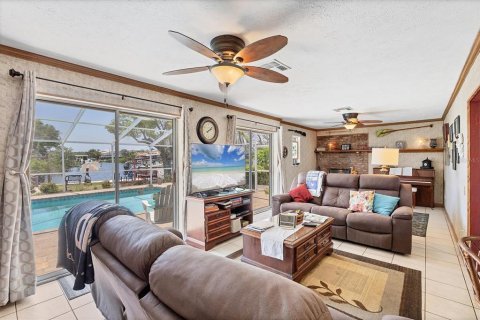 House in Nokomis, Florida 3 bedrooms, 261.43 sq.m. № 1775714 - photo 12