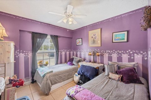 House in Nokomis, Florida 3 bedrooms, 261.43 sq.m. № 1775714 - photo 18