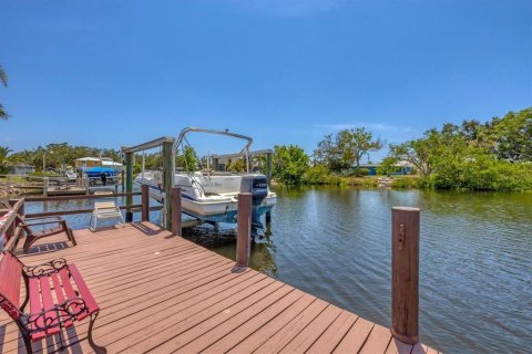 House in Nokomis, Florida 3 bedrooms, 261.43 sq.m. № 1775714 - photo 30