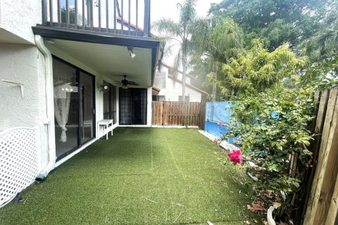 Condominio en alquiler en Boca Raton, Florida, 3 dormitorios, 134.89 m2 № 1223690 - foto 1