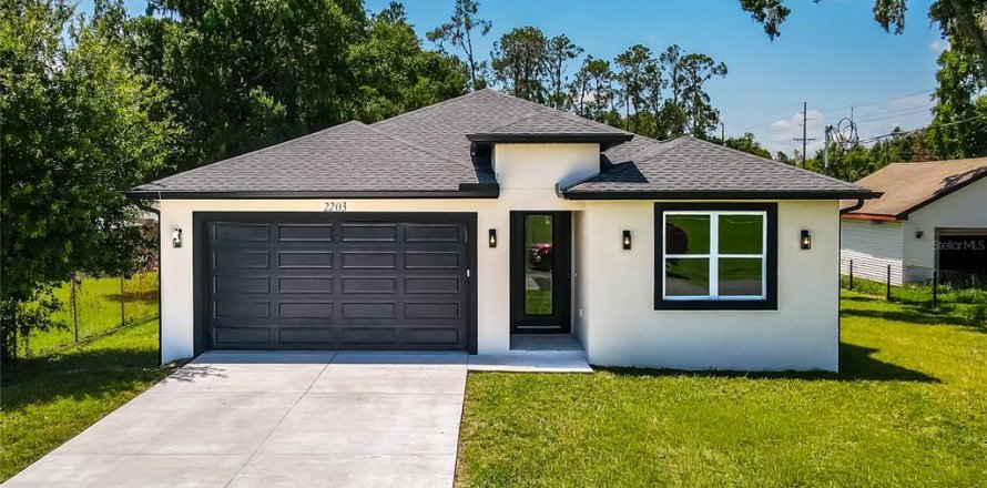 House in Plant City, Florida 3 bedrooms, 168.43 sq.m. № 2200196