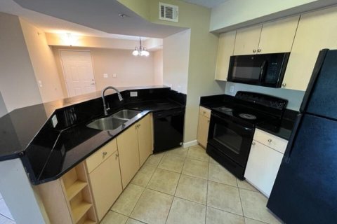Apartment in Jensen Beach, Florida 2 bedrooms, 98.94 sq.m. № 874386 - photo 1