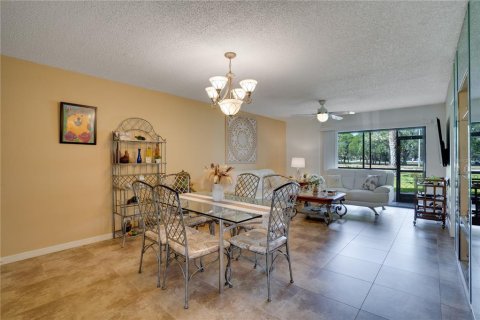 Condo in Oldsmar, Florida, 2 bedrooms  № 2202628 - photo 4