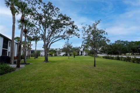 Condo in Oldsmar, Florida, 2 bedrooms  № 2202628 - photo 23