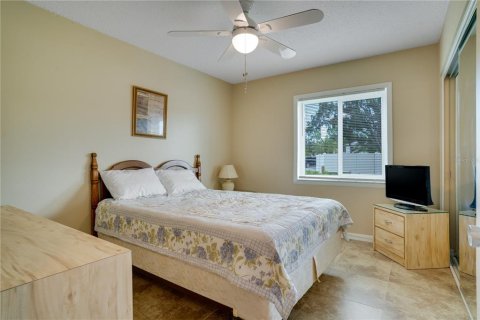 Condo in Oldsmar, Florida, 2 bedrooms  № 2202628 - photo 14