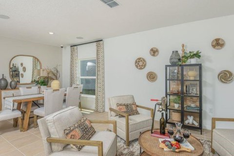 House in Auburndale, Florida 4 bedrooms, 183.39 sq.m. № 1687724 - photo 9