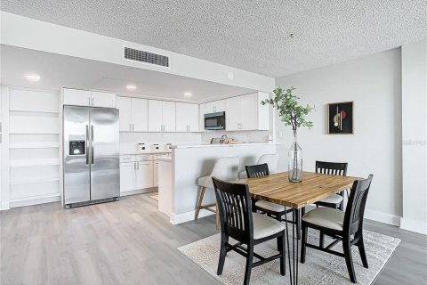 Condominio en venta en Clearwater, Florida, 2 dormitorios, 115.2 m2 № 1526899 - foto 18