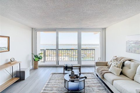 Condominio en venta en Clearwater, Florida, 2 dormitorios, 115.2 m2 № 1526899 - foto 21