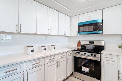 Condominio en venta en Clearwater, Florida, 2 dormitorios, 115.2 m2 № 1526899 - foto 8