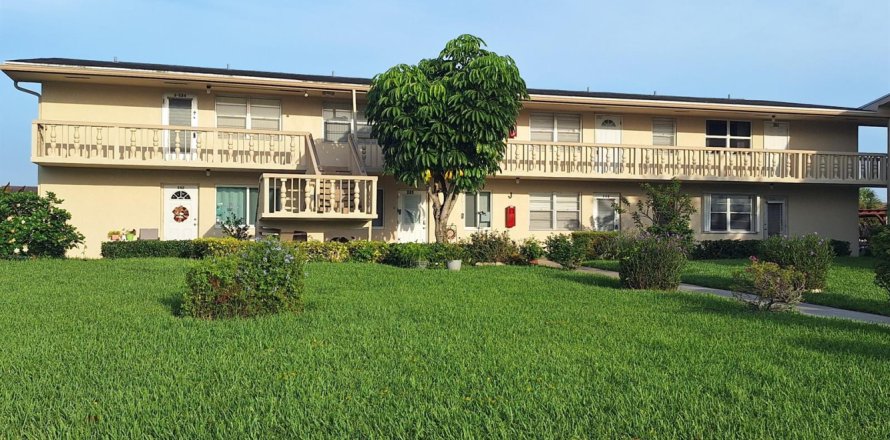 Condo in West Palm Beach, Florida, 2 bedrooms № 2191847