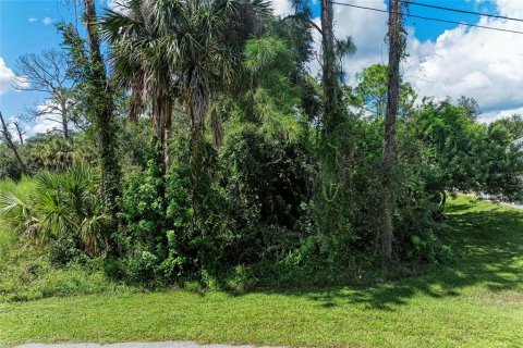 Terreno en venta en North Port, Florida № 2165710 - foto 13