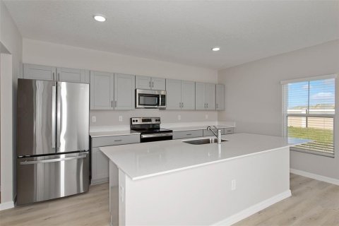Villa ou maison à vendre à Zephyrhills, Floride: 5 chambres, 268.3 m2 № 1853144 - photo 4