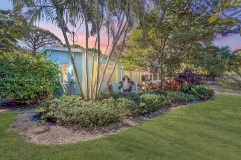 House in Fort Lauderdale, Florida 2 bedrooms, 81.57 sq.m. № 1935879 - photo 3