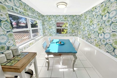 House in Fort Lauderdale, Florida 2 bedrooms, 81.57 sq.m. № 1935879 - photo 16