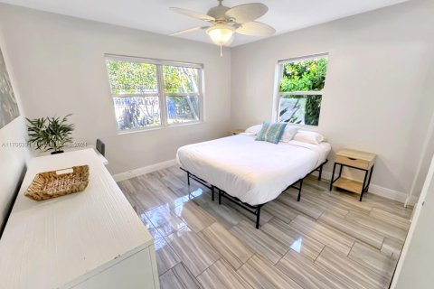 House in Fort Lauderdale, Florida 2 bedrooms, 81.57 sq.m. № 1935879 - photo 23
