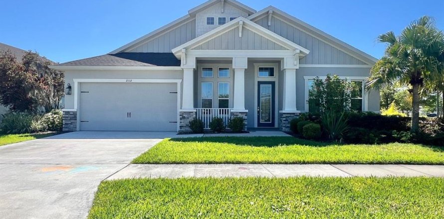 Villa ou maison à Odessa, Floride 4 chambres, 237.83 m2 № 1673782