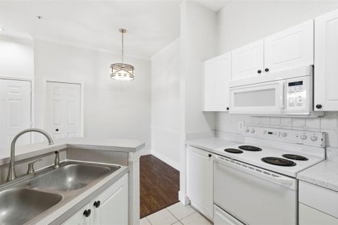 Condo in Lutz, Florida, 1 bedroom  № 2147562 - photo 24