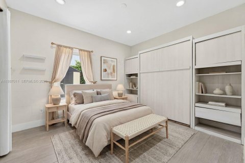 House in Fort Lauderdale, Florida 3 bedrooms, 163.79 sq.m. № 2059022 - photo 15