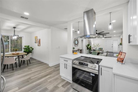 Casa en venta en Tarpon Springs, Florida, 4 dormitorios, 241.08 m2 № 1679114 - foto 22