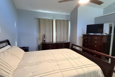 Купить таунхаус в Бока-Ратон, Флорида 4 комнаты, 162.58м2, № 2245482 - фото 14