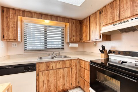 Copropriété à vendre à Ormond Beach, Floride: 2 chambres, 94.11 m2 № 2098012 - photo 7