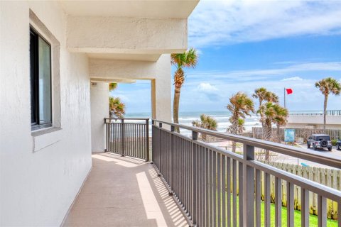 Copropriété à vendre à Ormond Beach, Floride: 2 chambres, 94.11 m2 № 2098012 - photo 3