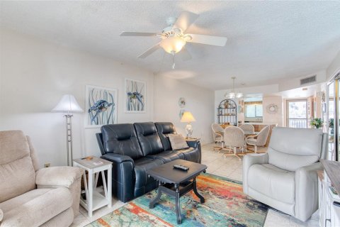 Copropriété à vendre à Ormond Beach, Floride: 2 chambres, 94.11 m2 № 2098012 - photo 26