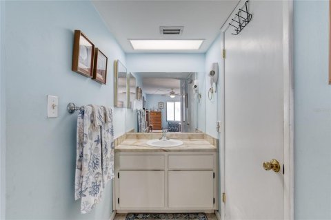 Copropriété à vendre à Ormond Beach, Floride: 2 chambres, 94.11 m2 № 2098012 - photo 17
