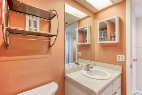 Copropriété à vendre à Ormond Beach, Floride: 2 chambres, 94.11 m2 № 2098012 - photo 13