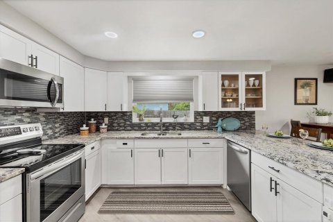Casa en venta en Port Charlotte, Florida, 3 dormitorios, 162.49 m2 № 1899260 - foto 17