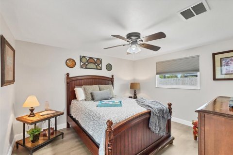 Casa en venta en Port Charlotte, Florida, 3 dormitorios, 162.49 m2 № 1899260 - foto 20