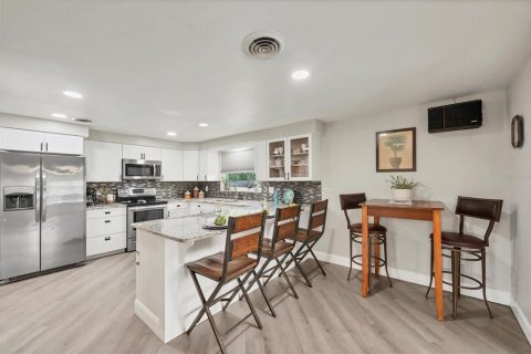 Casa en venta en Port Charlotte, Florida, 3 dormitorios, 162.49 m2 № 1899260 - foto 19