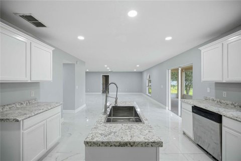 Casa en venta en Ocala, Florida, 6 dormitorios, 363.34 m2 № 2266902 - foto 7