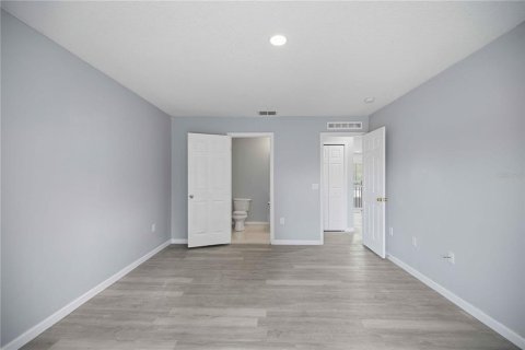 Casa en venta en Ocala, Florida, 6 dormitorios, 363.34 m2 № 2266902 - foto 25