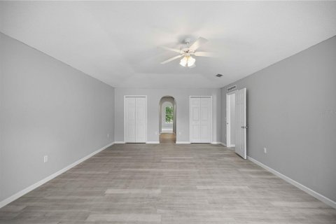 Casa en venta en Ocala, Florida, 6 dormitorios, 363.34 m2 № 2266902 - foto 18