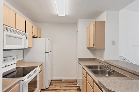 Condo in Lakewood Ranch, Florida, 1 bedroom  № 1522451 - photo 13