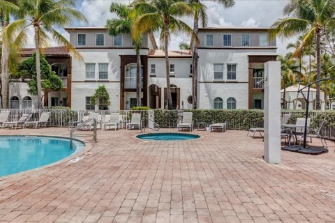 Copropriété à louer à Miramar, Floride: 4 chambres, 134.24 m2 № 1713454 - photo 4