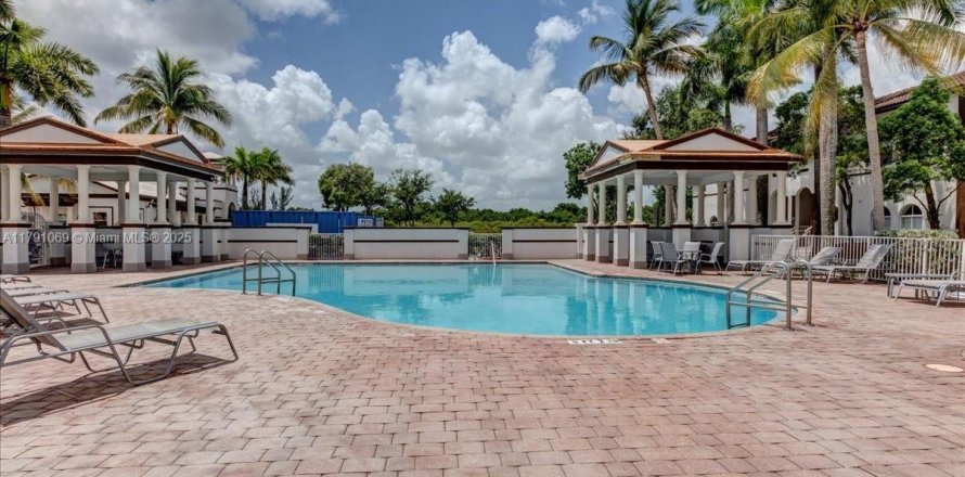 Condo à Miramar, Floride, 4 chambres  № 1713454