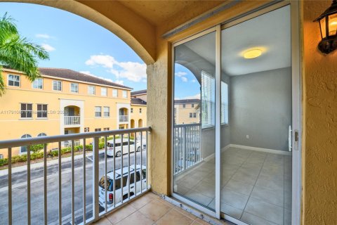 Copropriété à louer à Miramar, Floride: 4 chambres, 134.24 m2 № 1713454 - photo 9