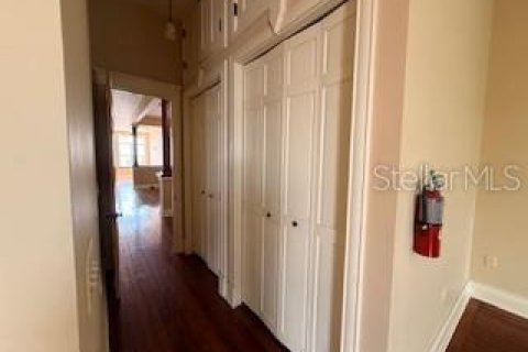 Apartamento en alquiler en Ocala, Florida, 2 dormitorios, 175.4 m2 № 2092806 - foto 4