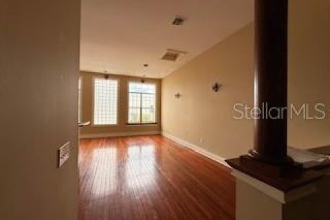 Apartamento en alquiler en Ocala, Florida, 2 dormitorios, 175.4 m2 № 2092806 - foto 9
