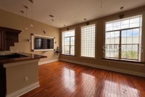 Apartamento en alquiler en Ocala, Florida, 2 dormitorios, 175.4 m2 № 2092806 - foto 10